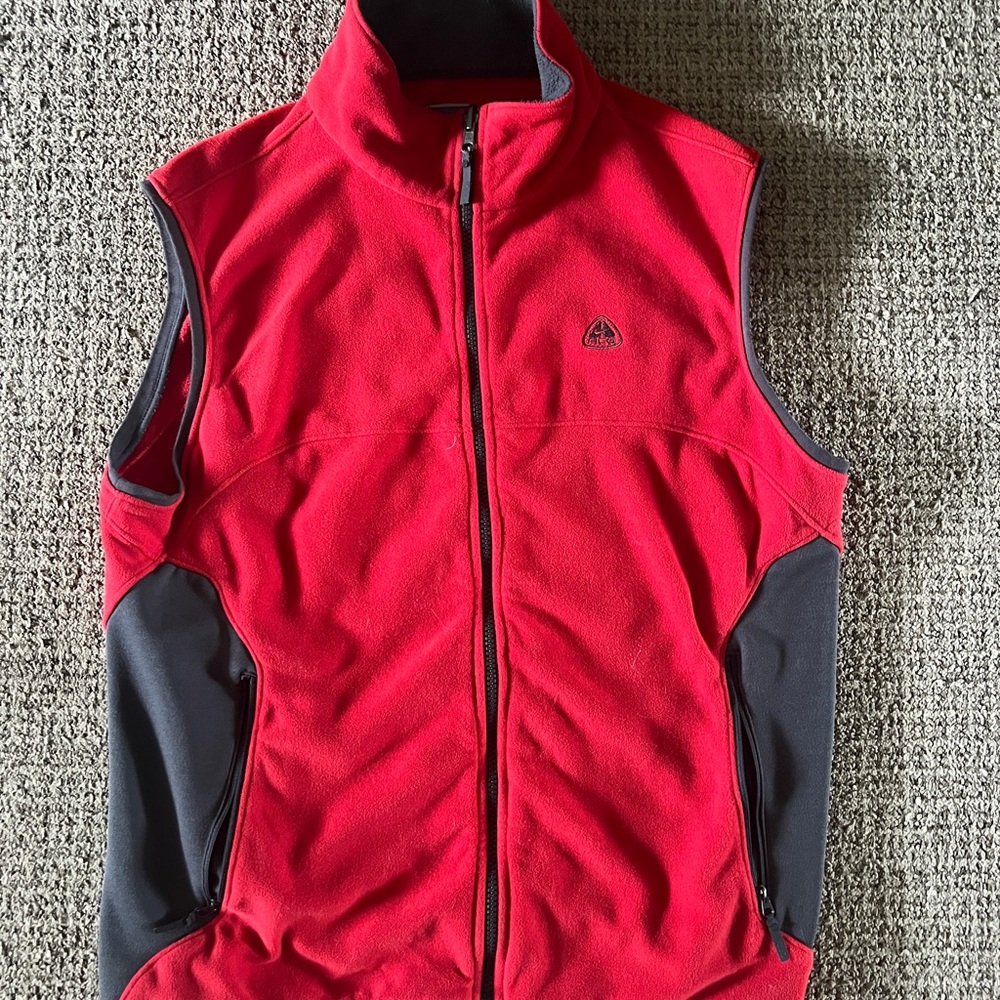 Vintage Nike ACG VEST- large